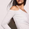 Camiseta de manga larga con cuello halter Camiseta de manga larga con cuello halter