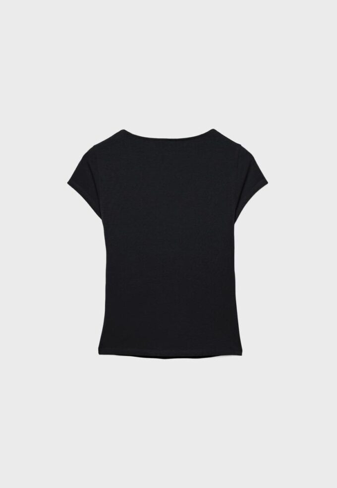 Camiseta de pantalón corto con cuello en V Camiseta de pantalón corto con cuello en V