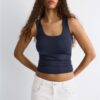 Camiseta de poliamida con tirantes anchos Camiseta de poliamida con tirantes anchos