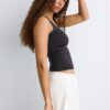 Camiseta de poliamida con tirantes anchos Camiseta de poliamida con tirantes anchos