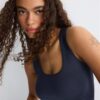 Camiseta de poliamida con tirantes anchos Camiseta de poliamida con tirantes anchos