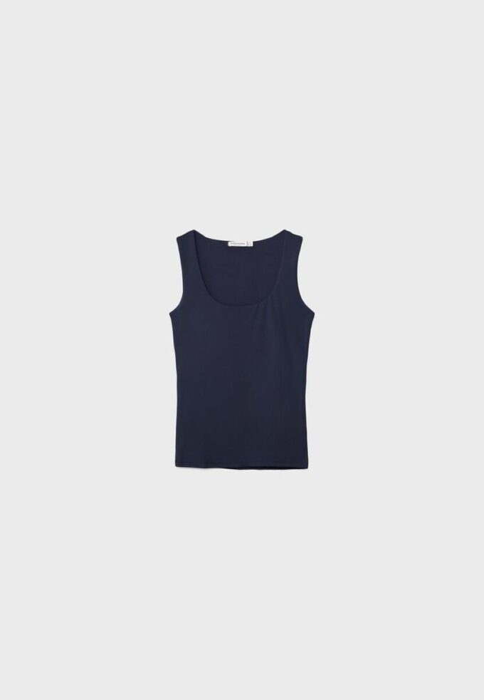 Camiseta de poliamida con tirantes anchos Camiseta de poliamida con tirantes anchos