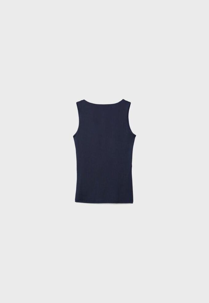 Camiseta de poliamida con tirantes anchos Camiseta de poliamida con tirantes anchos