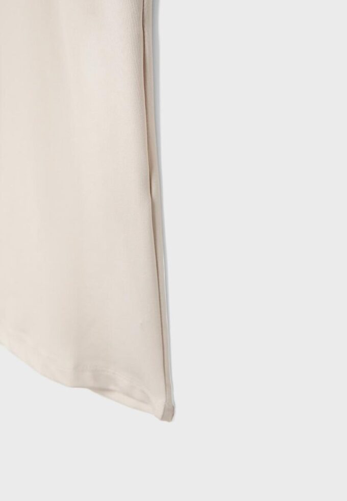 Camiseta de poliamida con tirantes anchos Camiseta de poliamida con tirantes anchos