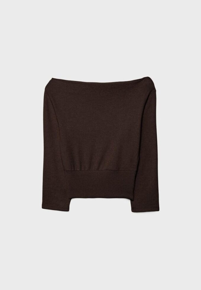 Camiseta de punto con cuello barco y cinturón Camiseta de punto con cuello barco y cinturón