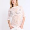 Camiseta oversize de encaje con detalle gráfico