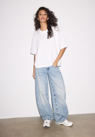 Camiseta oversize de manga corta