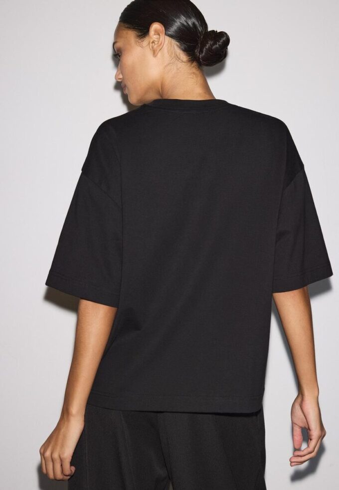 Camiseta oversize de manga corta
