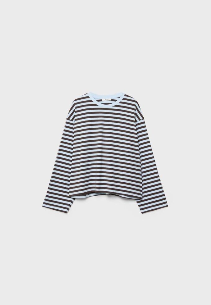 Camiseta oversize de manga larga a rayas Camiseta oversize de manga larga a rayas