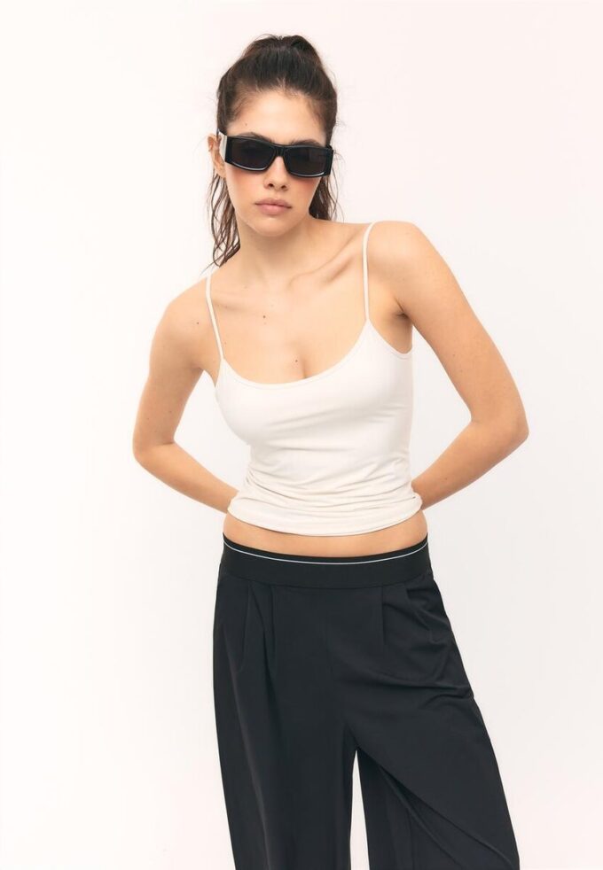 Camiseta sin mangas básica Camiseta sin mangas básica