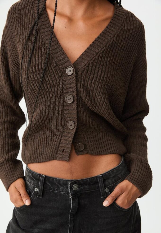 Cardigan de punto con botones Cardigan de punto con botones