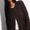 Cardigan de punto trenzado con botones Cardigan de punto trenzado con botones