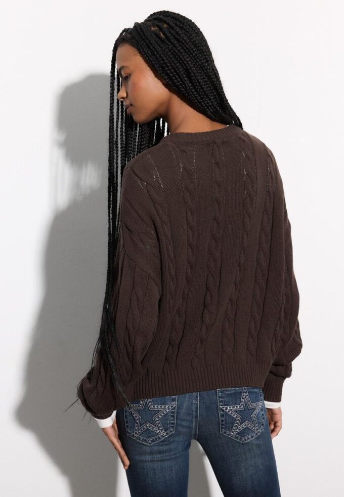 Cardigan de punto trenzado con botones Cardigan de punto trenzado con botones