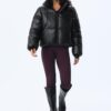 Chaqueta acolchada con capucha metalizada Chaqueta acolchada con capucha metalizada
