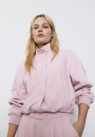 Chaqueta acolchada de cuello alto