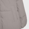 Chaqueta acolchada oversize con capucha Chaqueta acolchada oversize con capucha