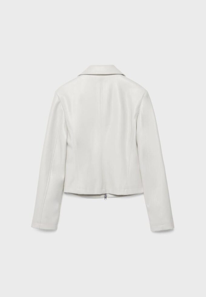 Chaqueta ajustada con efecto piel Chaqueta ajustada con efecto piel
