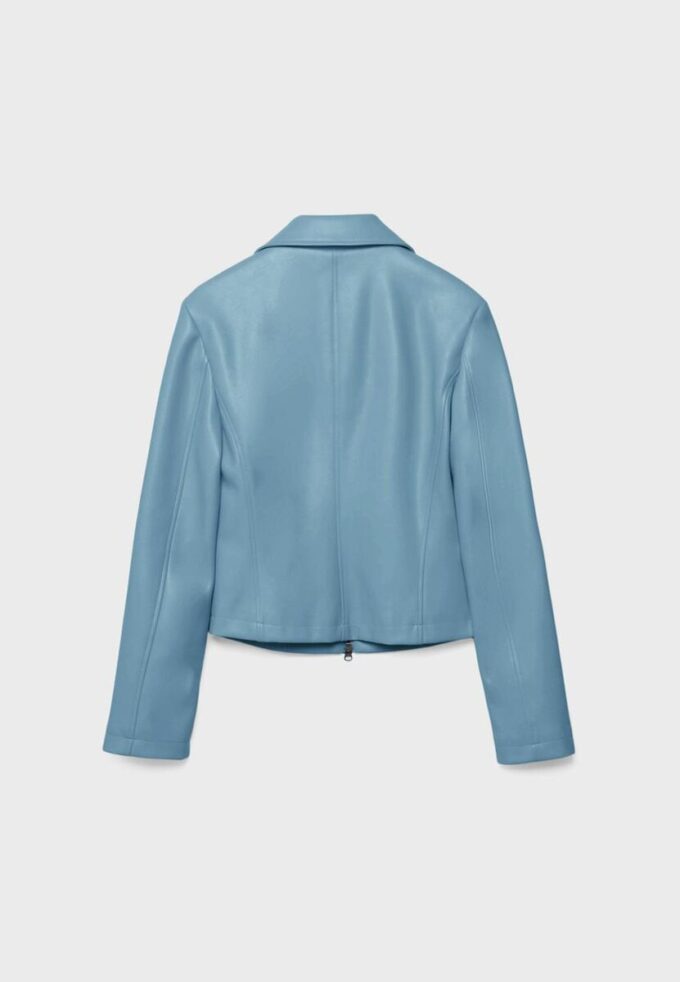 Chaqueta ajustada con efecto piel Chaqueta ajustada con efecto piel