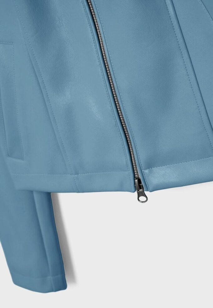 Chaqueta ajustada con efecto piel Chaqueta ajustada con efecto piel