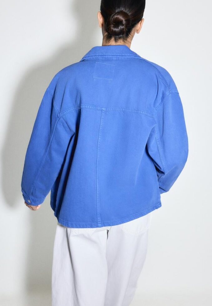 Chaqueta con bolsillos de parche Chaqueta con bolsillos de parche