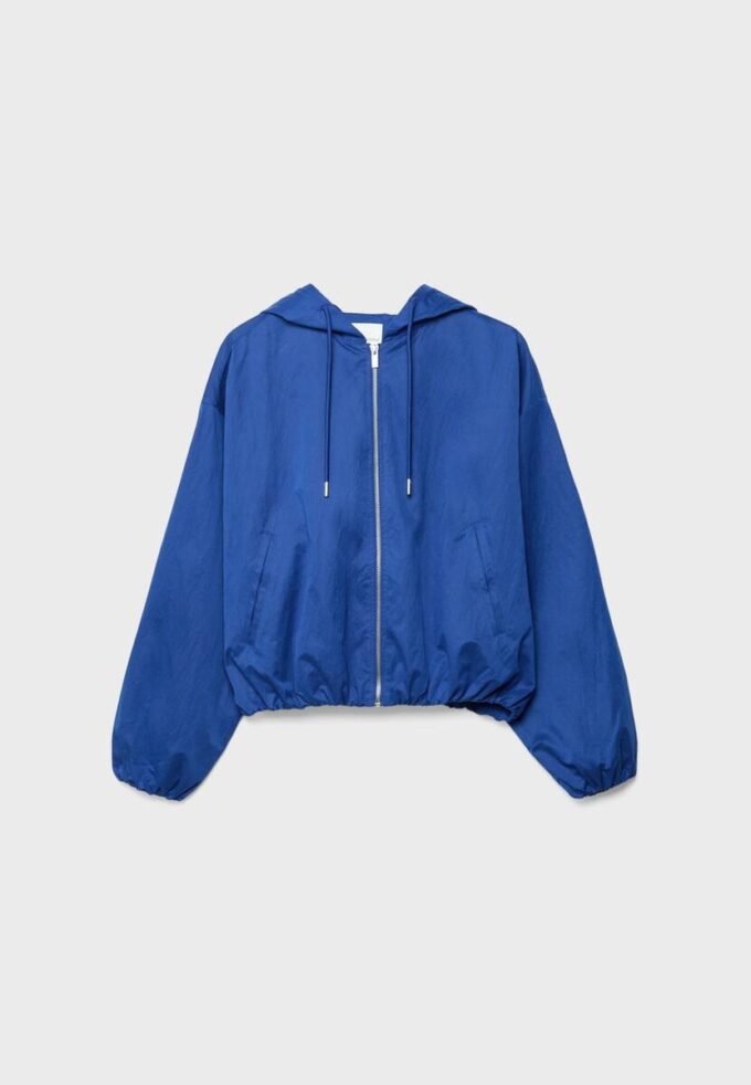Chaqueta con capucha de nylon Chaqueta con capucha de nylon