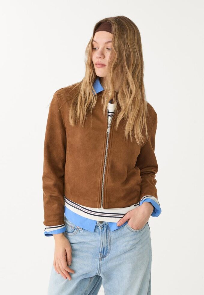 Chaqueta con cremallera de ante sintético Chaqueta con cremallera de ante sintético