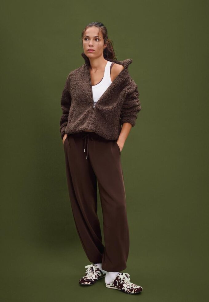 Chaqueta con cremallera y forro de imitación de piel de oveja Chaqueta con cremallera y forro de imitación de piel de oveja