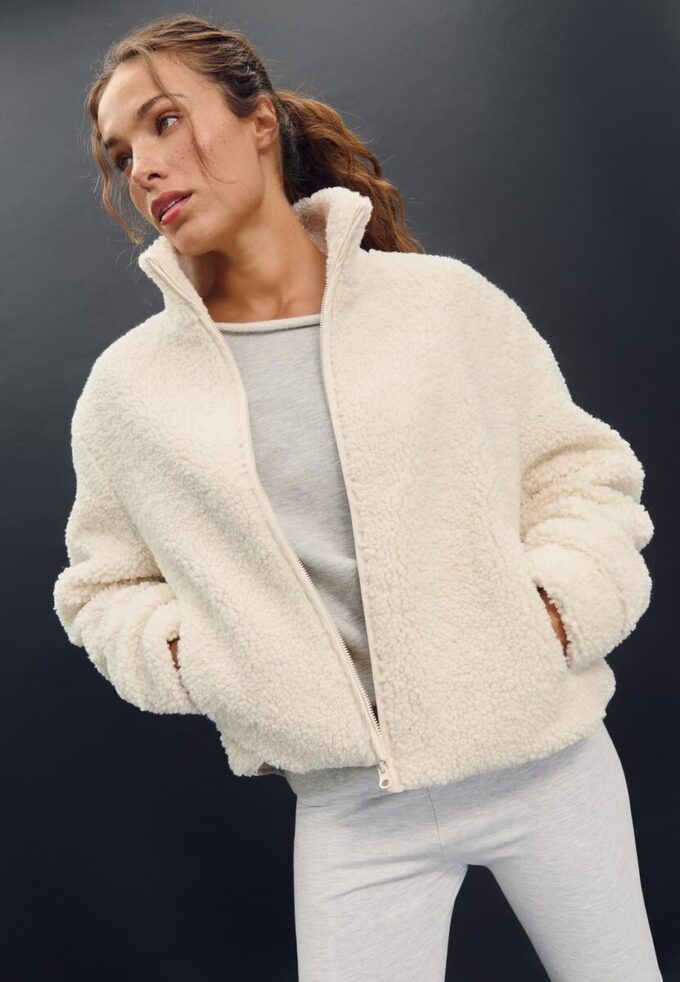 Chaqueta con cremallera y forro de imitación de piel de oveja Chaqueta con cremallera y forro de imitación de piel de oveja
