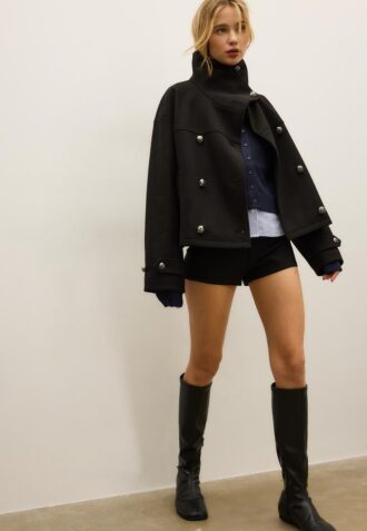 Chaqueta cruzada de cuello alto de tacto suave