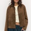 Chaqueta de ante sintético con bolsillos Chaqueta de ante sintético con bolsillos