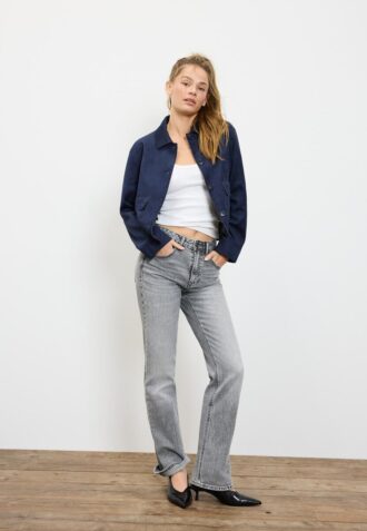 Chaqueta de ante sintético con bolsillos