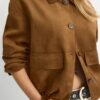 Chaqueta de ante sintético con bolsillos Chaqueta de ante sintético con bolsillos