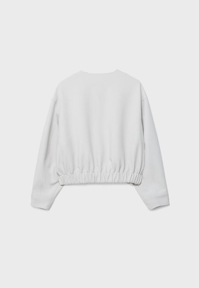 Chaqueta de cuello redondo con mangas abullonadas Chaqueta de cuello redondo con mangas abullonadas