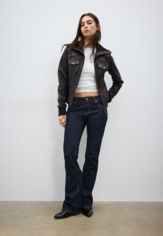 Chaqueta de piel combinada con canalé