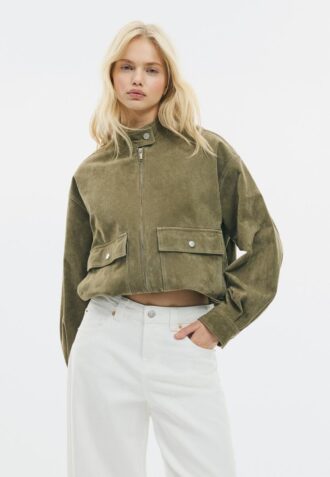 Chaqueta de piel con bolsillos