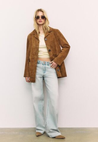 Chaqueta de piel con bolsillos
