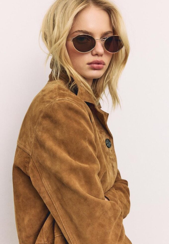 Chaqueta de piel con bolsillos Chaqueta de piel con bolsillos