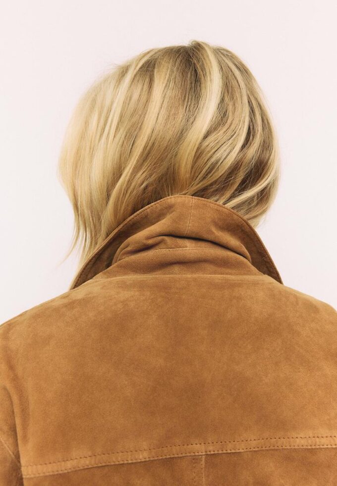 Chaqueta de piel con bolsillos Chaqueta de piel con bolsillos