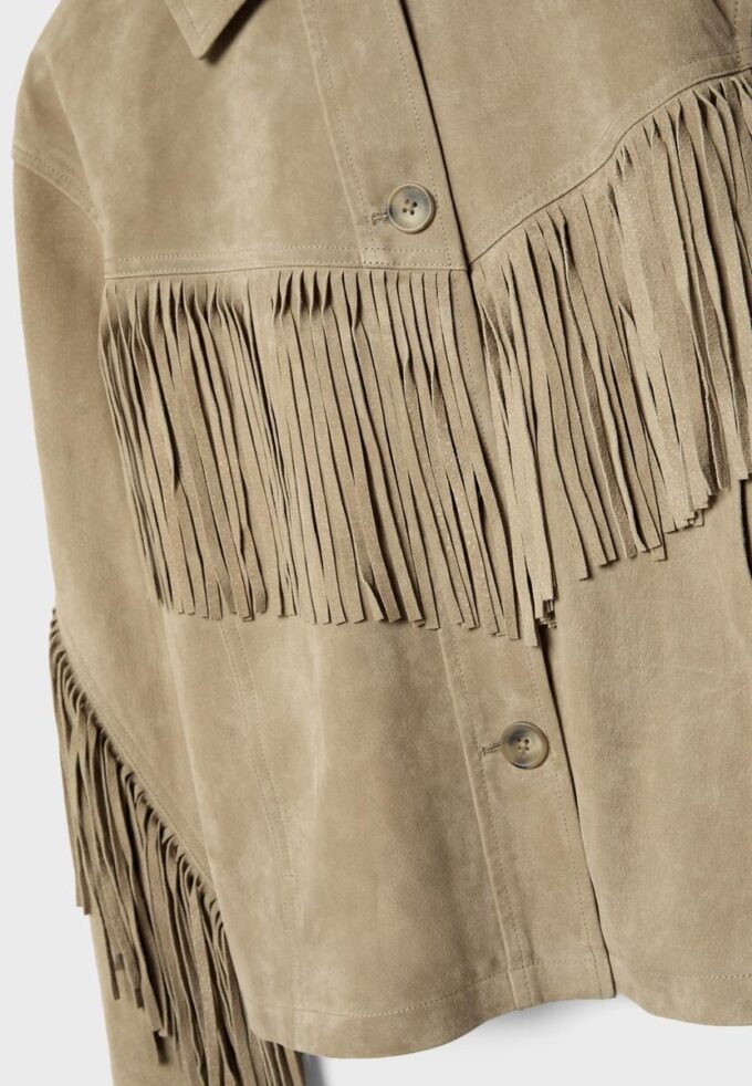 Chaqueta de piel con flecos Chaqueta de piel con flecos