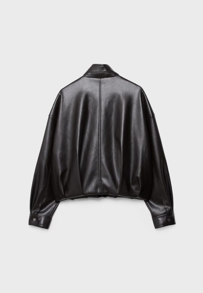 Chaqueta holgada efecto piel con cinturón Chaqueta holgada efecto piel con cinturón