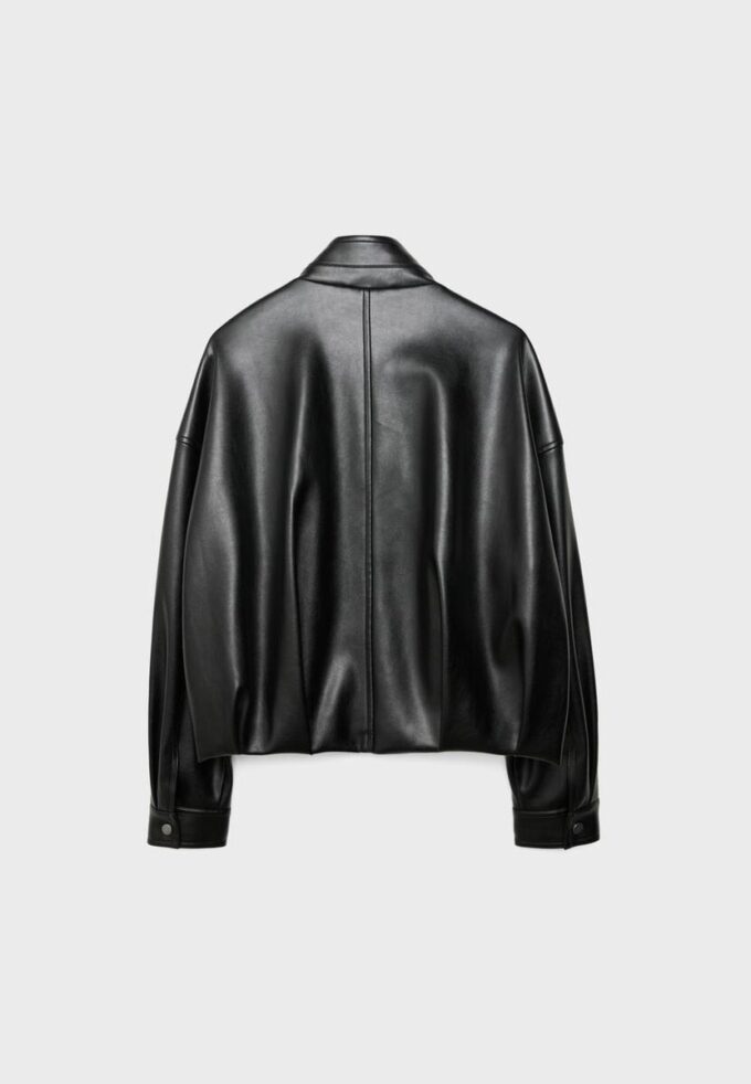 Chaqueta holgada efecto piel con cinturón Chaqueta holgada efecto piel con cinturón