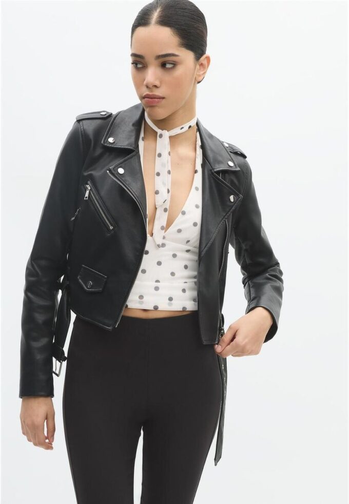 Chaqueta motera de imitación de piel con cinturón Chaqueta motera de imitación de piel con cinturón