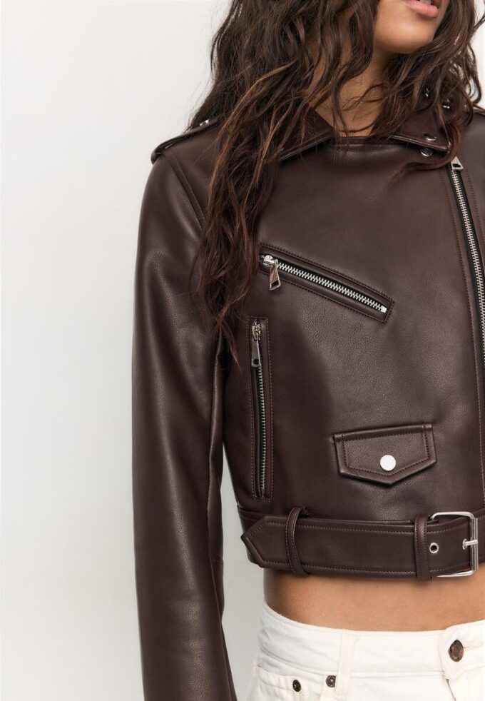 Chaqueta motera de imitación de piel con cinturón Chaqueta motera de imitación de piel con cinturón