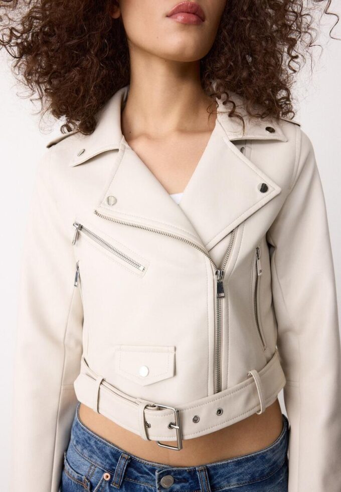 Chaqueta motera de imitación de piel con cinturón Chaqueta motera de imitación de piel con cinturón