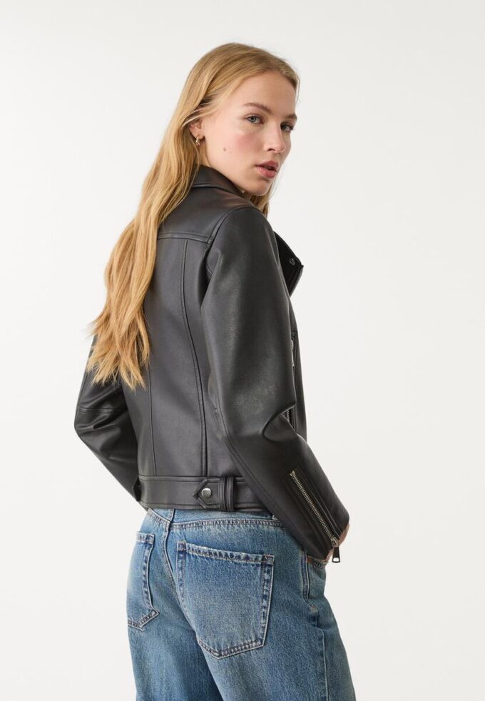 Chaqueta motera efecto piel Chaqueta motera efecto piel