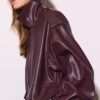 Chaqueta motera oversize con efecto piel Chaqueta motera oversize con efecto piel