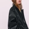 Chaqueta motera oversize con efecto piel Chaqueta motera oversize con efecto piel