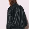 Chaqueta motera oversize con efecto piel Chaqueta motera oversize con efecto piel
