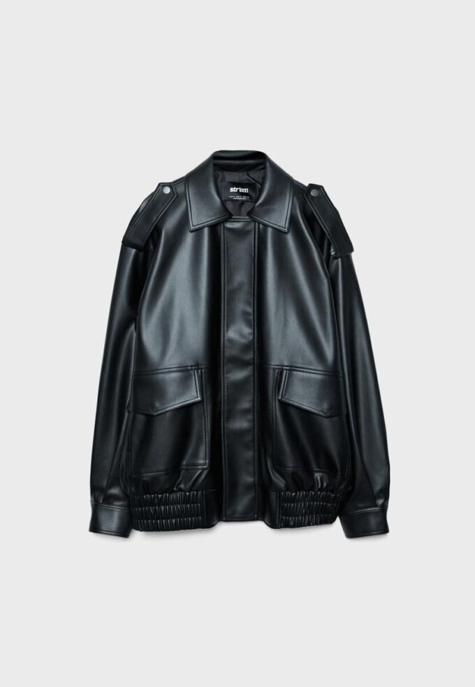 Chaqueta motera oversize con efecto piel Chaqueta motera oversize con efecto piel