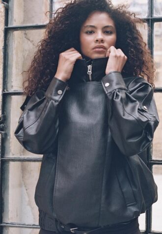Chaqueta oversize de imitación de piel con solapas